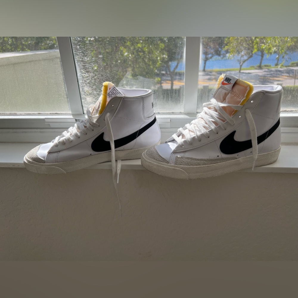 Nike blazer mid (missing soles) man 8.5
